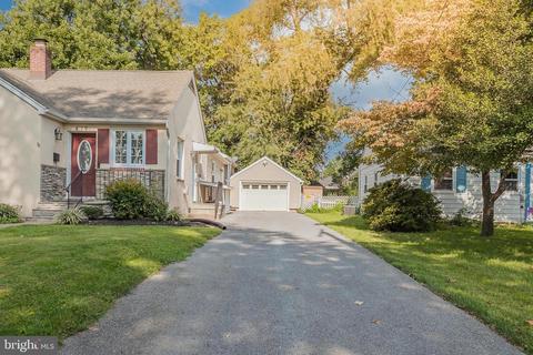 419 Lee Pl, Frederick, MD 21702 photo 2