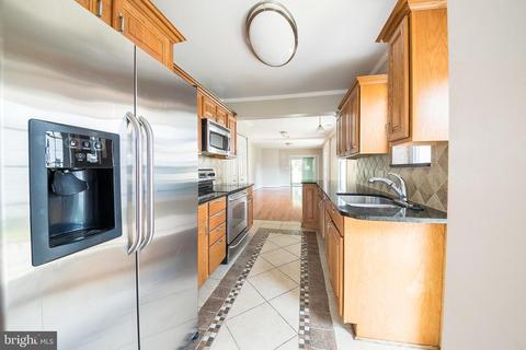 419 Lee Pl, Frederick, MD 21702 photo 9