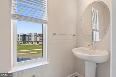 552 Union St, Frederick, MD 21701 photo 11