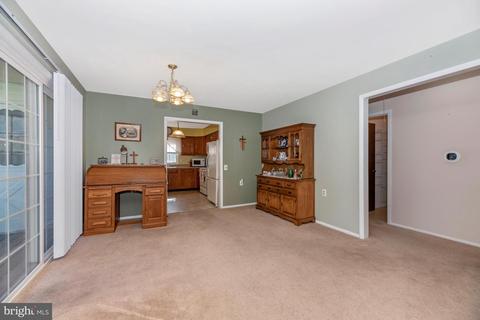 7067 Catalpa Rd, Frederick, MD 21703 photo 16