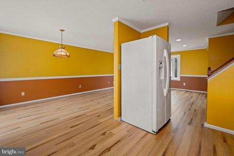 202 Spruce Ct, Frederick, MD 21701 photo 8