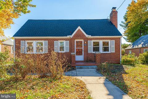 406 Lee Pl, Frederick, MD 21702 photo 1