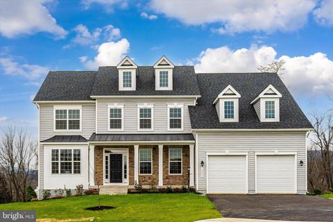 10217 Meadowridge Dr, Myersville, MD 21773