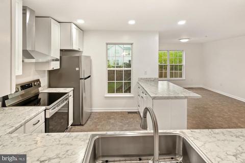 2036 Buell Dr, Frederick, MD 21702 photo 8