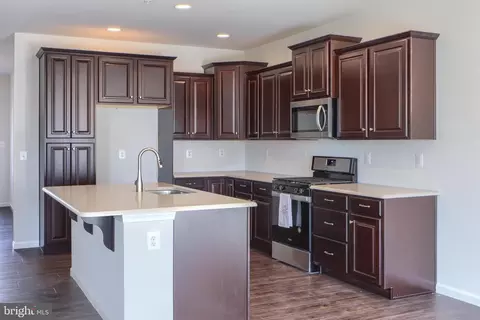 2783 Bluegrass Way, Frederick, MD 21702 photo 2