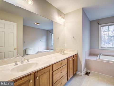 1023 Bexhill Dr, Frederick, MD 21702 photo 54