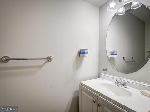 1023 Bexhill Dr, Frederick, MD 21702 photo 13