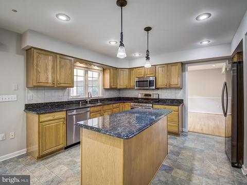 1023 Bexhill Dr, Frederick, MD 21702 photo 16