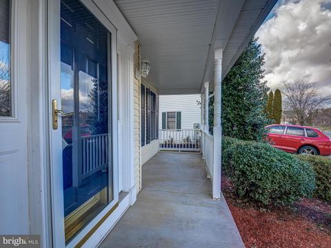 1023 Bexhill Dr, Frederick, MD 21702 photo 6