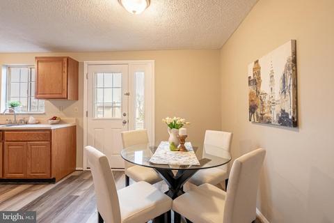 1792 Springfield Ln, Frederick, MD 21702 photo 6
