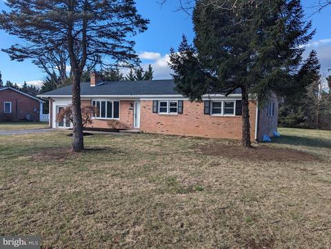 7818 Spout Spring Rd, Frederick, MD 21702