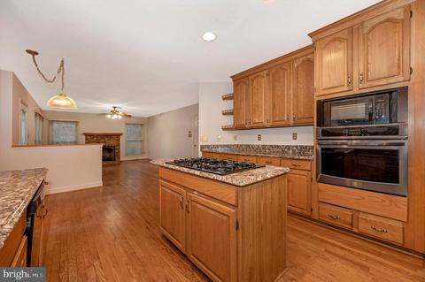 6113 Cool Spring Ter S, Frederick, MD 21701 photo 10