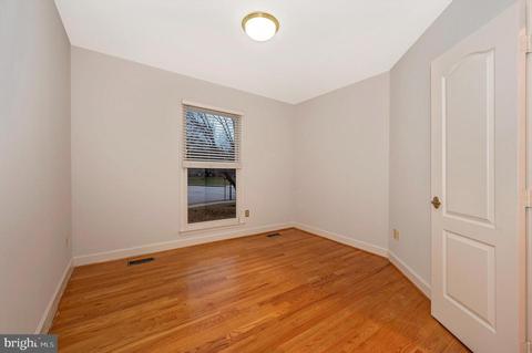 6113 Cool Spring Ter S, Frederick, MD 21701 photo 17