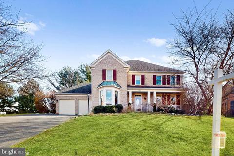7003 Club House Cir, New Market, MD 21774