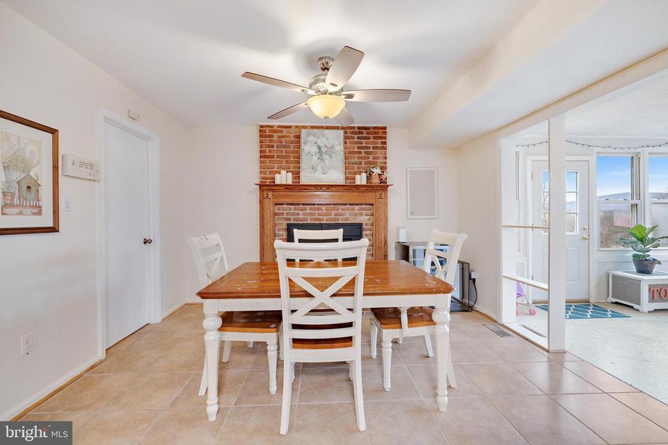  7312 Countryside Cir, Middletown, MD 21769 photo 12