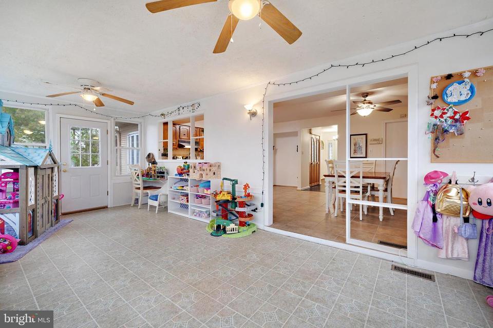  7312 Countryside Cir, Middletown, MD 21769 photo 14
