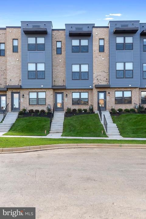 407 Union St, Frederick, MD 21701 photo 2