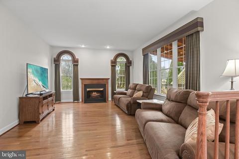 1904 Middlefield Ct, Frederick, MD 21702 photo 4