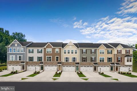 320 Pemberton Park Ln, Frederick, MD 21703