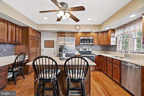 6123 Cornwall Ter, Frederick, MD 21701 photo 13
