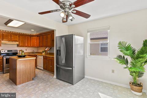 6906 Hackberry Ct, Frederick, MD 21703 photo 24
