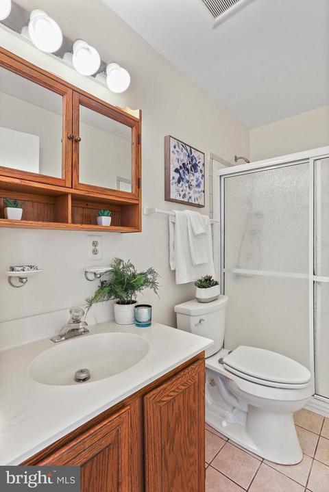 6906 Hackberry Ct, Frederick, MD 21703 photo 16