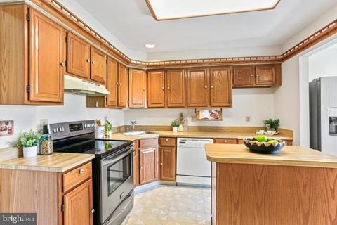 6906 Hackberry Ct, Frederick, MD 21703 photo 21