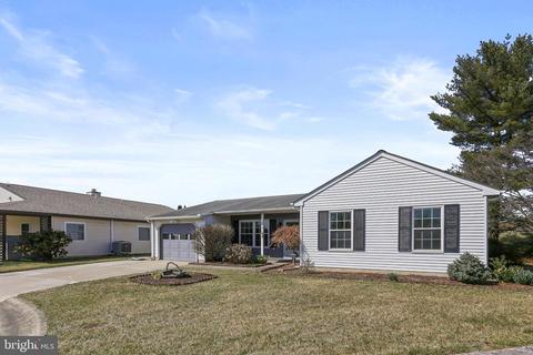 6906 Hackberry Ct, Frederick, MD 21703 photo 3