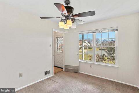 6906 Hackberry Ct, Frederick, MD 21703 photo 12
