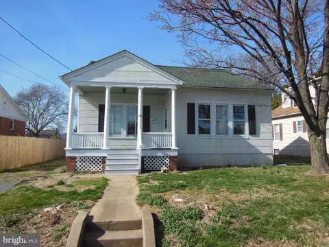 215 S Jefferson St, Frederick, MD 21701