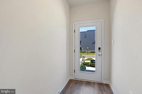 859 Amity St, Frederick, MD 21701 photo 4