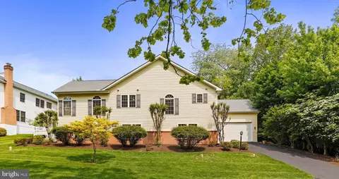 9726 Woodcliff Ct, New Market, MD 21774