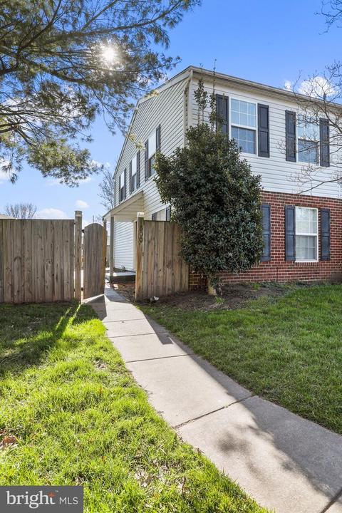 500 Essex Pl, Frederick, MD 21703