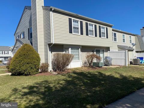 1218 Danielle Dr #1218F, Frederick, MD 21703