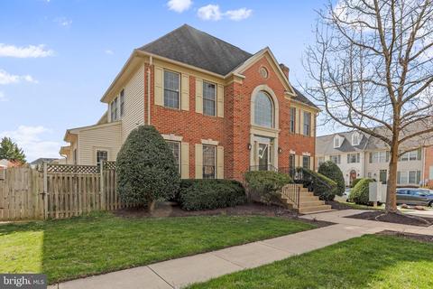 2219 Lamp Post Ln, Frederick, MD 21701