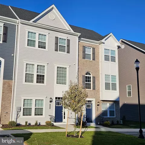 1452 Clingmans Dome Dr, Frederick, MD 21702