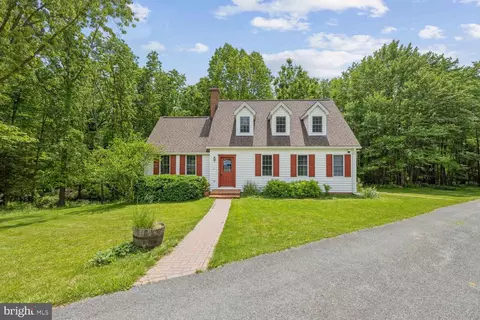 5516 Camelot Ct, Frederick, MD 21704