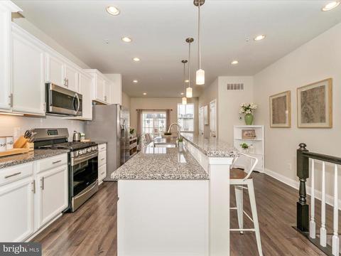 704 Brengle Dr, Frederick, MD 21701 photo 14