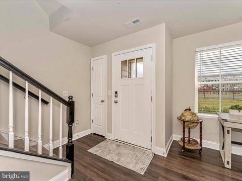 704 Brengle Dr, Frederick, MD 21701 photo 8