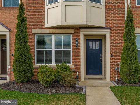704 Brengle Dr, Frederick, MD 21701 photo 2