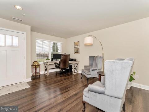 704 Brengle Dr, Frederick, MD 21701 photo 10