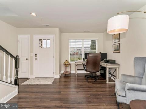 704 Brengle Dr, Frederick, MD 21701 photo 9