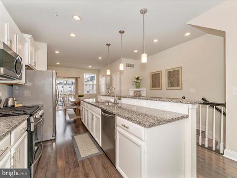 704 Brengle Dr, Frederick, MD 21701 photo 15