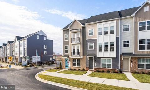 407 Matlock Ln, Frederick, MD 21701