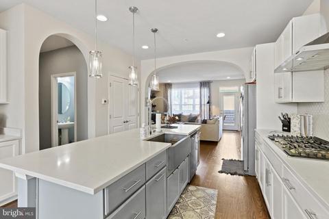 902 Lindley Rd, Frederick, MD 21701 photo 9