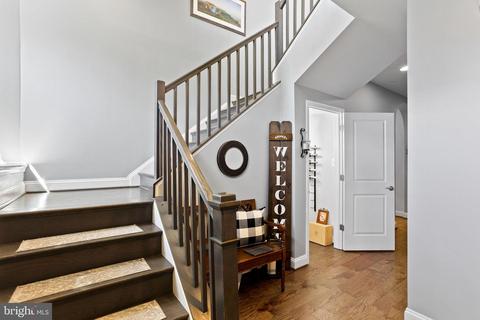 902 Lindley Rd, Frederick, MD 21701 photo 2