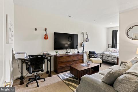902 Lindley Rd, Frederick, MD 21701 photo 4