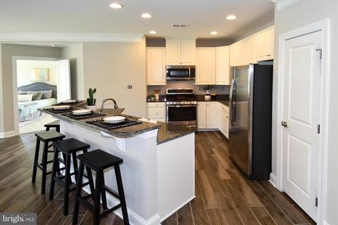 6511 Walcott Ln #101, Frederick, MD 21703 photo 2