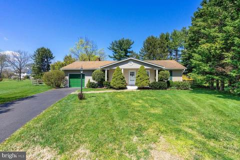 8008 Sunnybrook Ct, Frederick, MD 21702