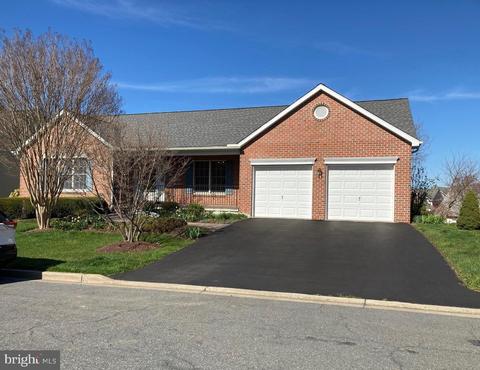 1012 Bexhill Dr, Frederick, MD 21702